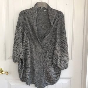 Lukulemon sweater wrap